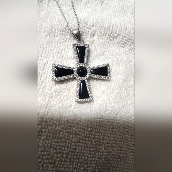STERLING SILVER BLACK ONYX CROSS NECKLACE 18 " - Picture 1 of 10